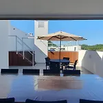 Ubatuba Com Piscina E Duas Suites